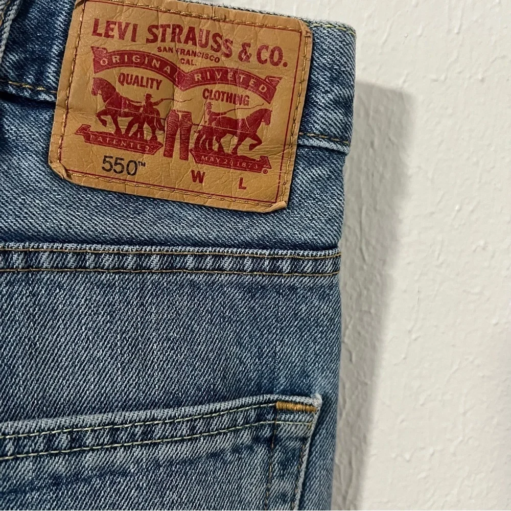 Levi's 550 Men’s W44 X L30 Relaxed Fit Denim Jeans Classic Blue Everyday Casual